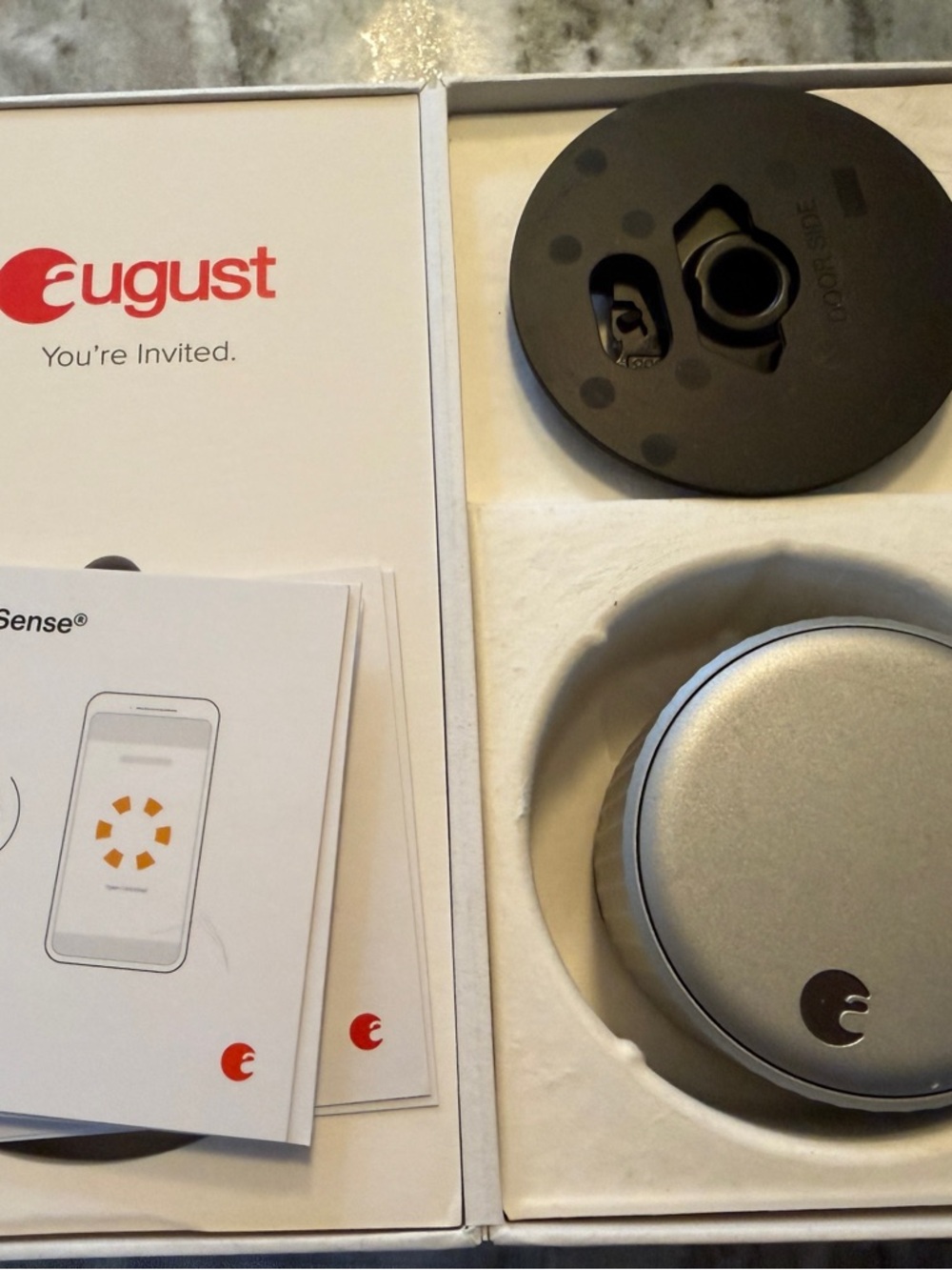 August Smart Lock with bonus keypad accessory! - Picture 2 of 4